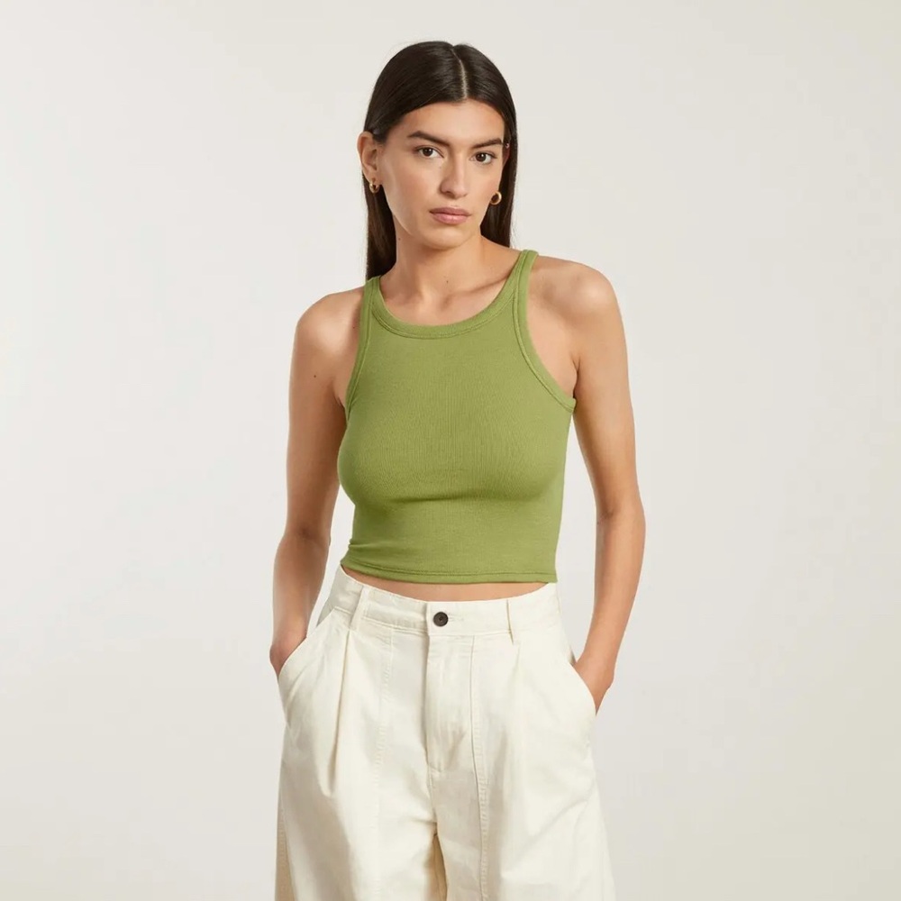 Everlane supima micro rib crop tank in lime green